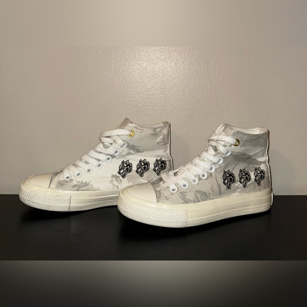 Darc Sport Wolves Camo HiTop Sneakers with Dust Bag/No Box,Size-7(fit like6-6.5)
